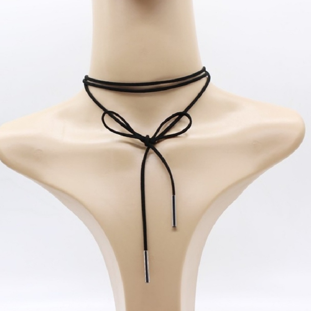 Black Chocker